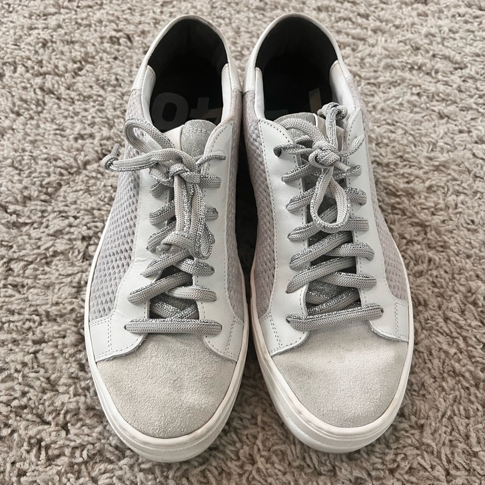Women’s P448 Sneakers - excellent condition! Size 9 (40)